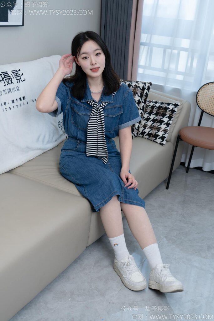 甜予摄影 NO.151 小葵-板鞋、白棉袜、薄肉丝[130P/2V/9.77GB]插图1