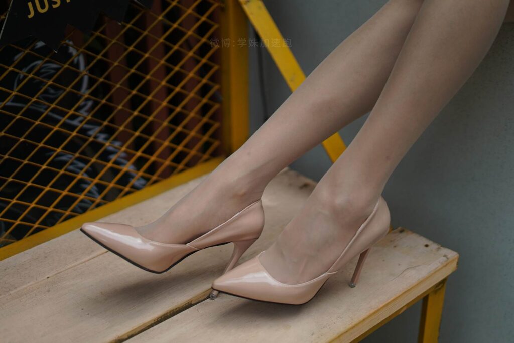 學妹加速跑 XM062 盘盘《美得很过分》[97P/1V/225MB]插图1