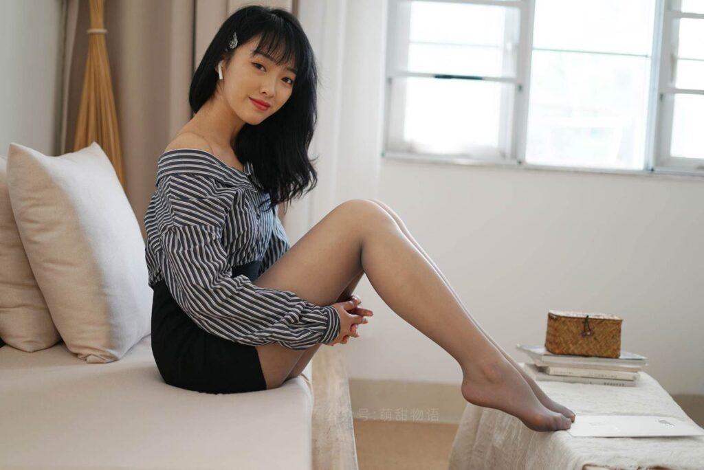 萌甜物语 XM109 思甜《OL连衣裙-思甜》[91P/1V/202MB]插图3