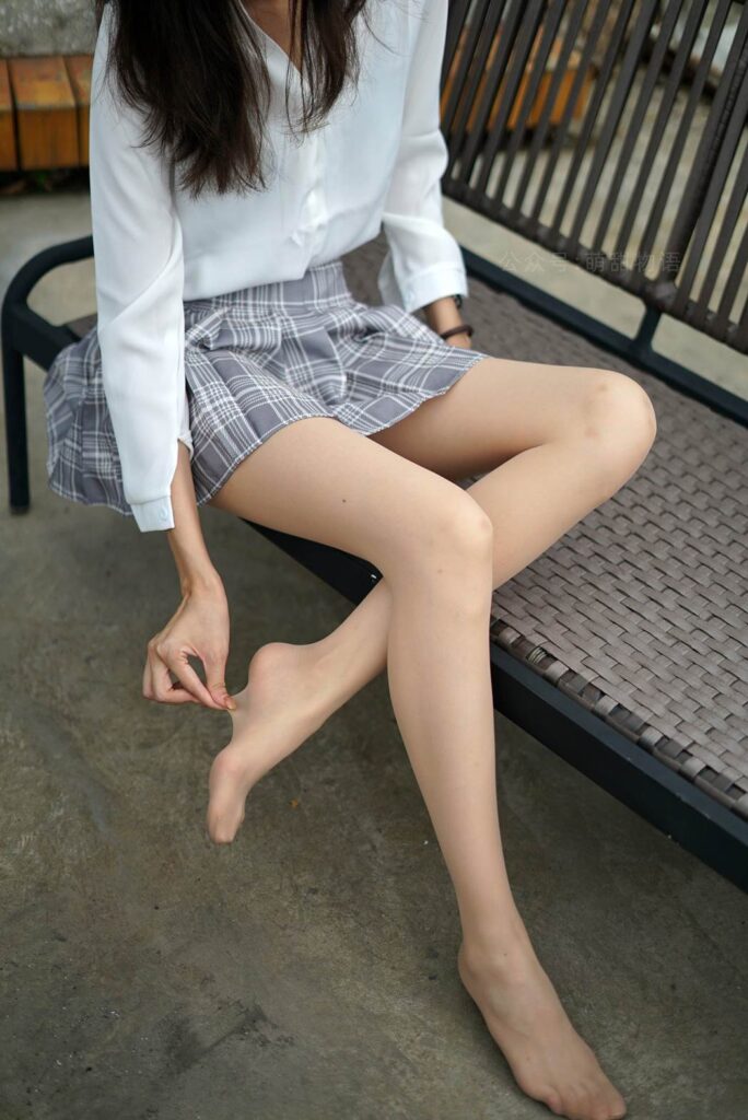 萌甜物语 XM117 九九《浅蓝连衣裙》[96P/1V/224MB]插图3