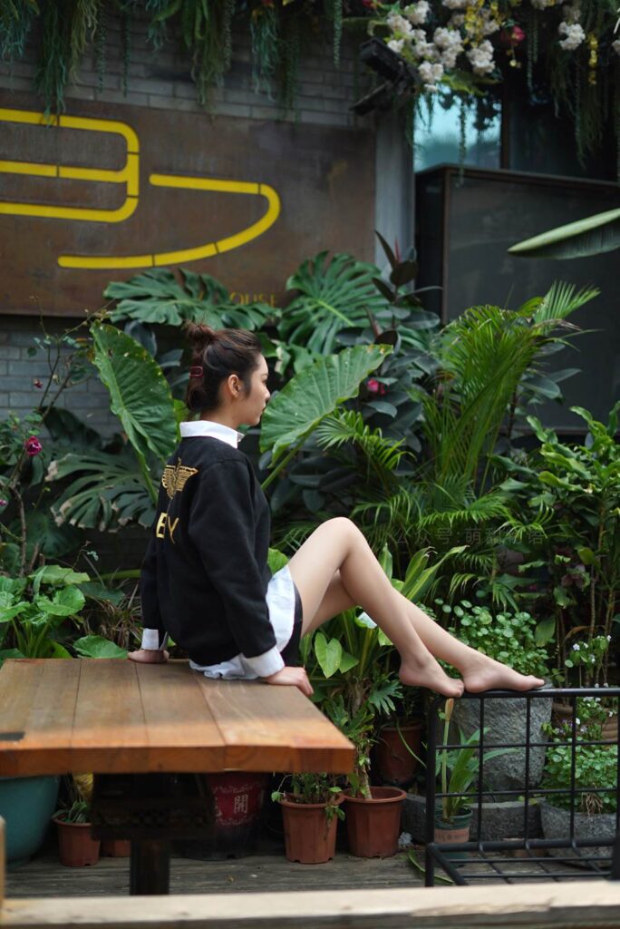 萌甜物语 XM151 紫婷《这是裤子》[99P/1V/823MB]插图3