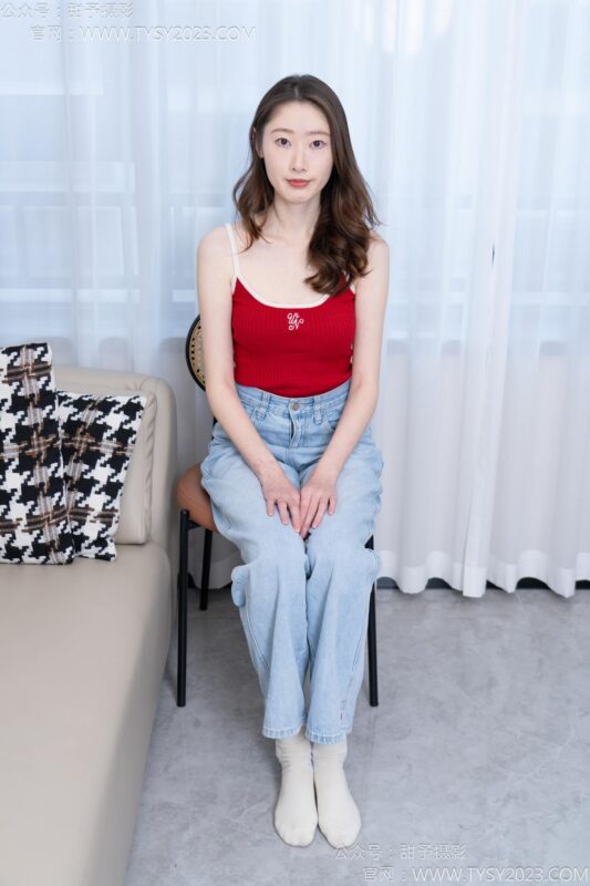 甜予摄影 NO.160 番茄-板鞋、印花棉袜、裸足[125P/2V/9.71GB]-无料摄影圈