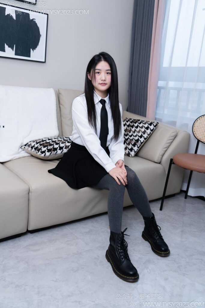 甜予摄影 NO.168 澜澜-短靴、小腿袜、肉丝[165P/2V/11.1GB]插图1