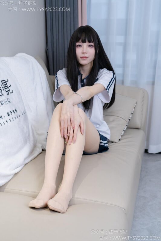 甜予摄影 NO.176 珞珞-板鞋、薄肉丝[134P/2V/9.83GB]-无料摄影圈