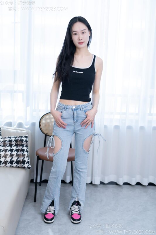 甜予摄影 NO.181 小容-板鞋、白棉袜、裸足[130P/2V/9.83GB]-无料摄影圈