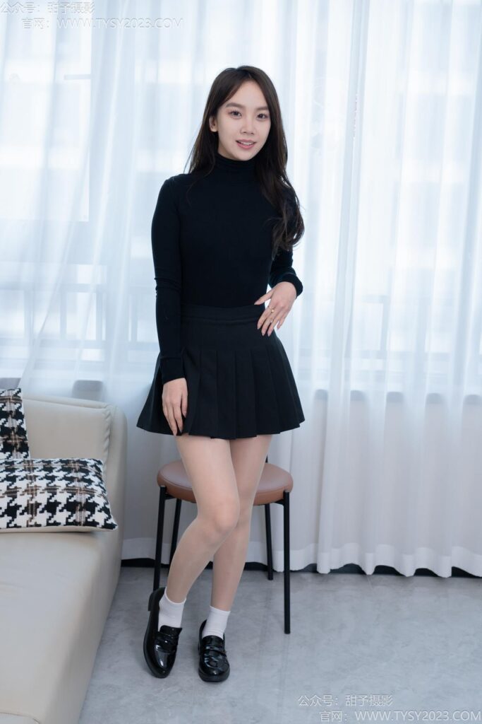 甜予摄影 NO.191 贝壳-皮鞋、白棉袜、薄肉丝[135P/2V/9.37GB]插图2