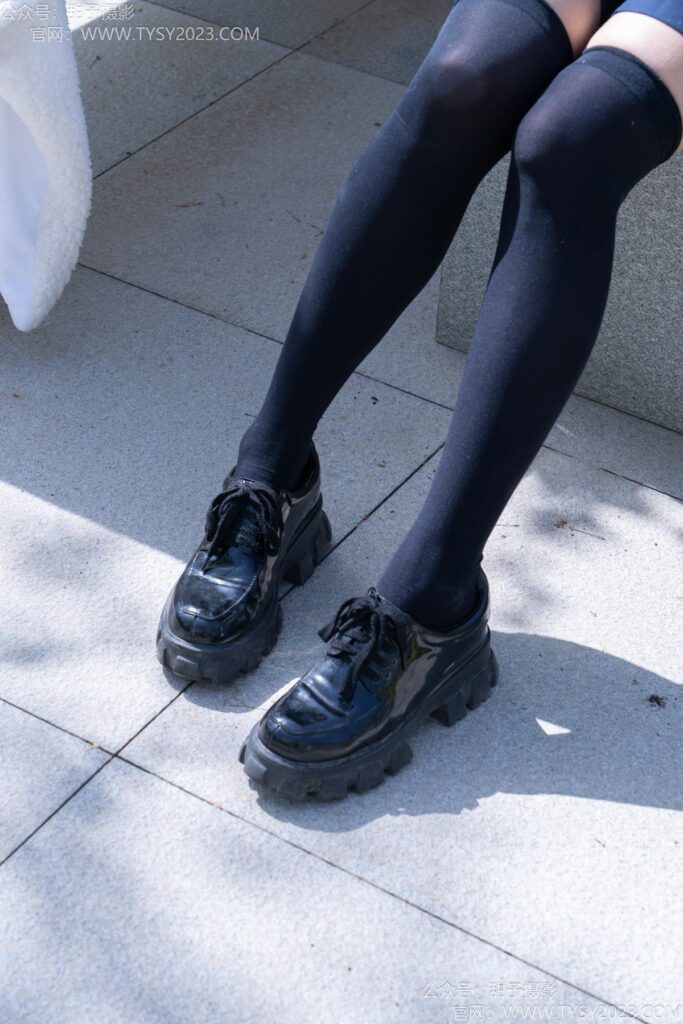 甜予摄影 NO.193 小甜桃-皮鞋、大腿袜、裸足[129P/2V/9.26GB]插图2