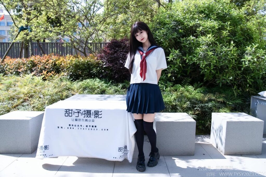 甜予摄影 NO.193 小甜桃-皮鞋、大腿袜、裸足[129P/2V/9.26GB]插图1