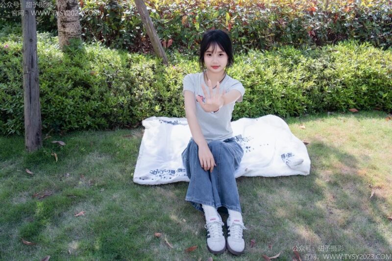 甜予摄影 NO.194 小橙子-板鞋、白棉袜、裸足[130P/2V/9.36GB]-无料摄影圈