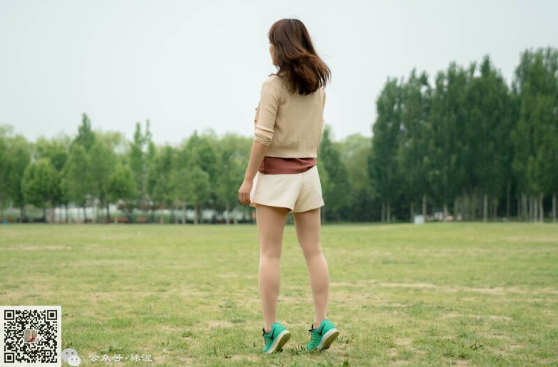 袜涩写真 VOL.002 晶晶-健身教练的第一双高跟鞋 [100P/1.52G]-无料摄影圈