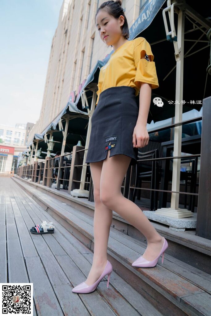 袜涩写真 VOL.005 小丽漫咖啡 [52P/424MB]插图3