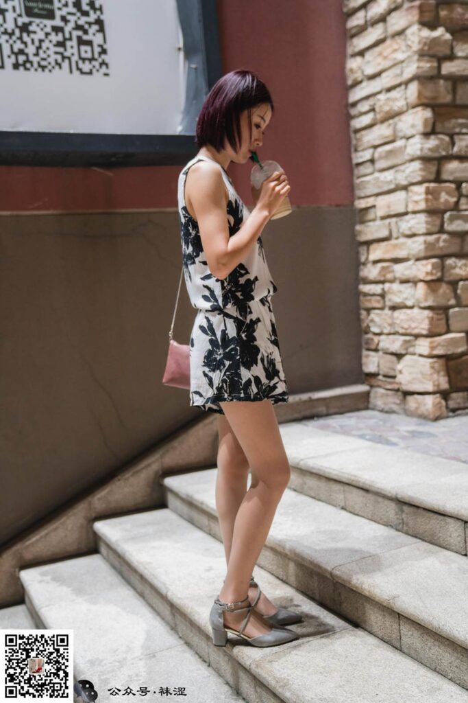 袜涩写真 VOL.007 蓝色港湾夜拍 [60P/267MB]插图3