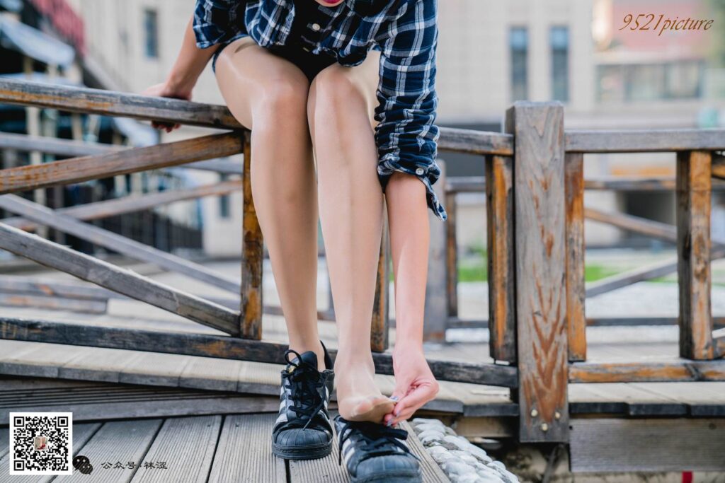 袜涩写真 VOL.012 运动风，油亮丝 [56P/152MB]插图1