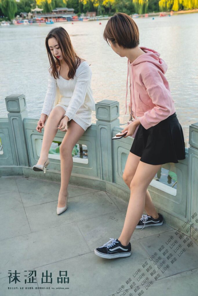 袜涩写真 VOL.037 暖暖的七彩厨房 [40P/639MB]插图3