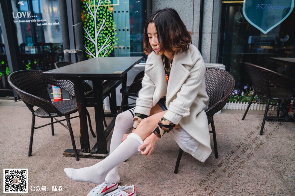 袜涩写真 VOL.051 乐乐-黑丝 [59P/968MB]插图3