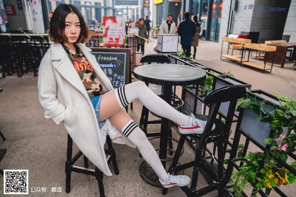 袜涩写真 VOL.051 乐乐-黑丝 [59P/968MB]插图2