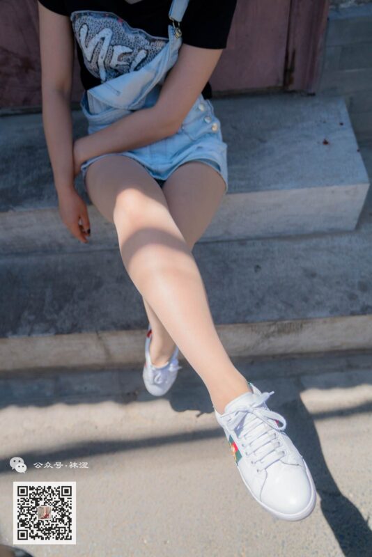 袜涩写真 VOL.055-刘哈哈-玩 [51P/202MB]-无料摄影圈