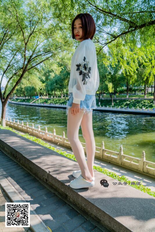 袜涩写真 VOL.060 女粉丝脸脸紧身裙 [58P/2V/1.26G]-无料摄影圈