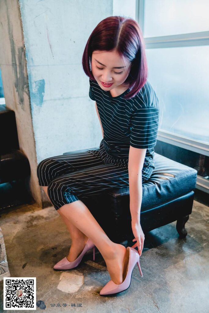 袜涩写真 VOL.062 思甜1.0 [51P/92MB]插图1