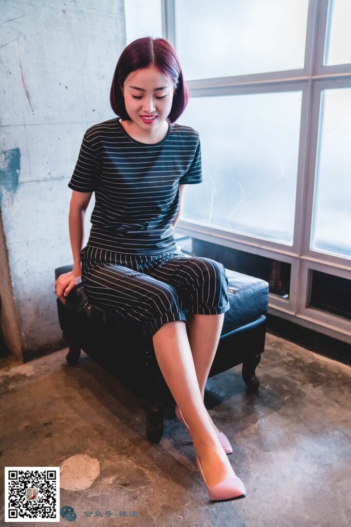 袜涩写真 VOL.062 思甜1.0 [51P/92MB]插图2