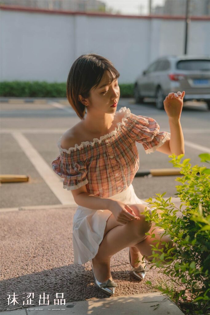 袜涩写真 VOL.067 仙女气质 女粉丝脸脸特惠图集 [22P/34MB]插图2