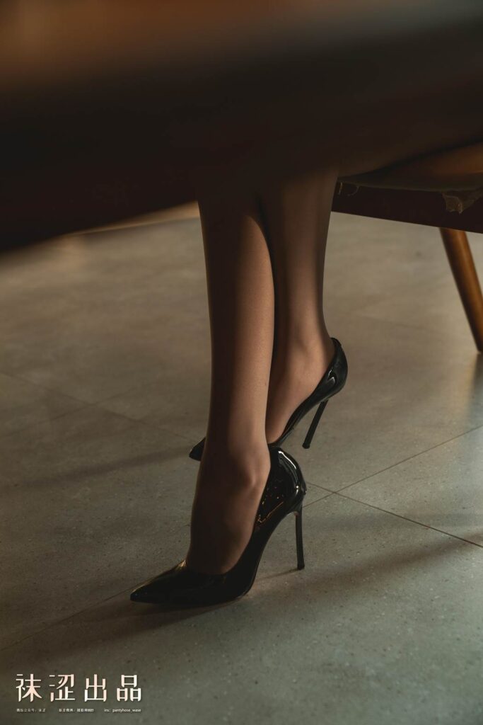 袜涩写真 VOL.077《静》[49P/113MB]插图3