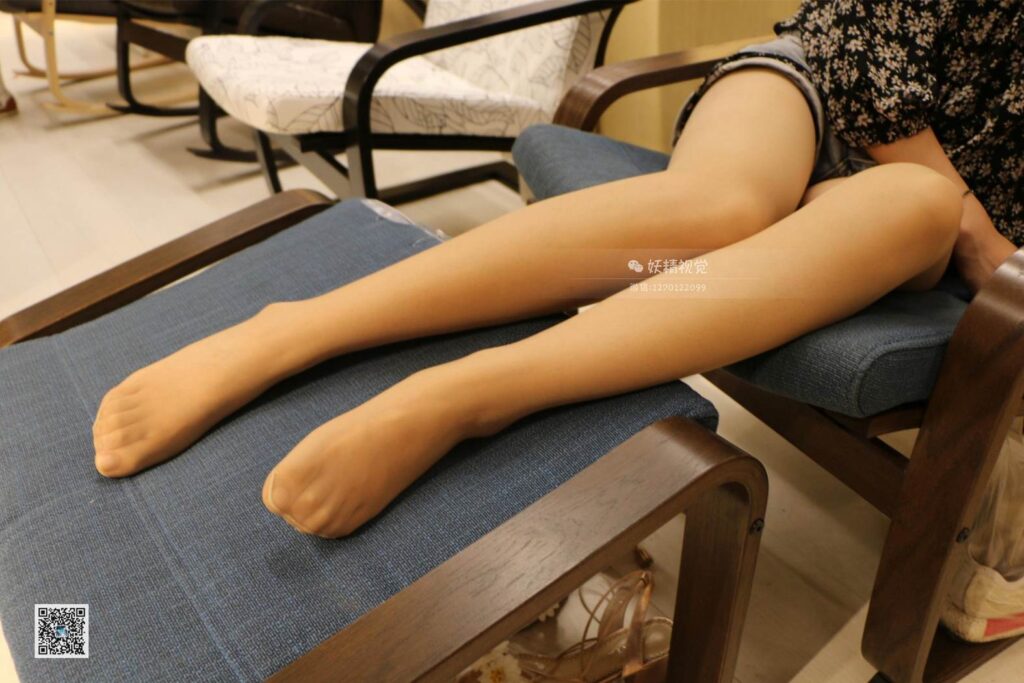 妖精视觉@NO.022 钰钰 纤足点上花瓣 [60P/23.7MB]插图3