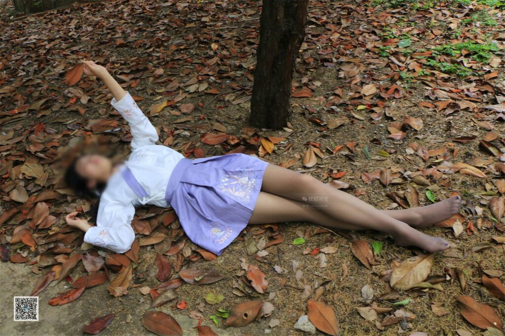 妖精视觉@NO.024 甜甜 唯有今生醉红唇 [79P/66.6MB]插图1