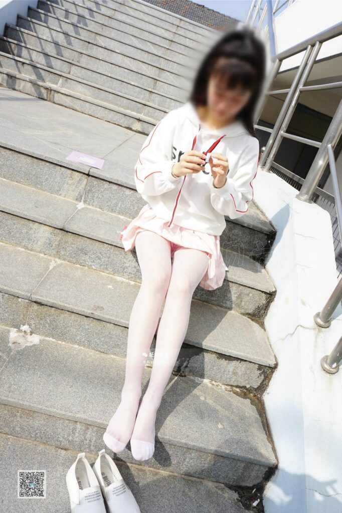 妖精视觉@NO.030 妮妮 白丝少女的百褶裙（第二期）[63P/48.9MB]插图3