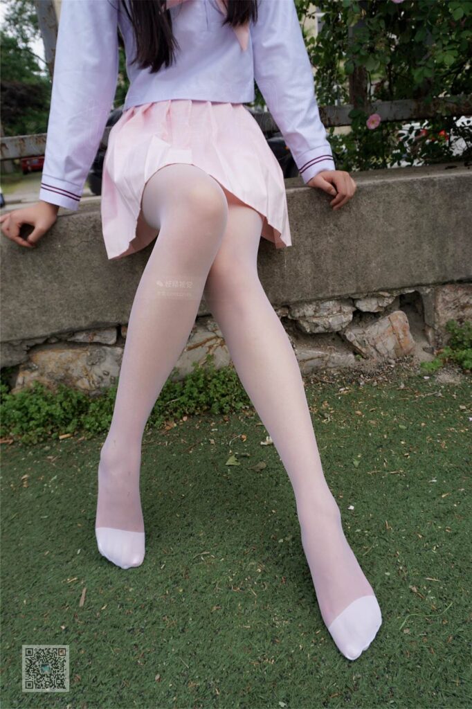 妖精视觉@NO.060 甜甜 体育场的白丝袜 [60P/52.4MB]插图2