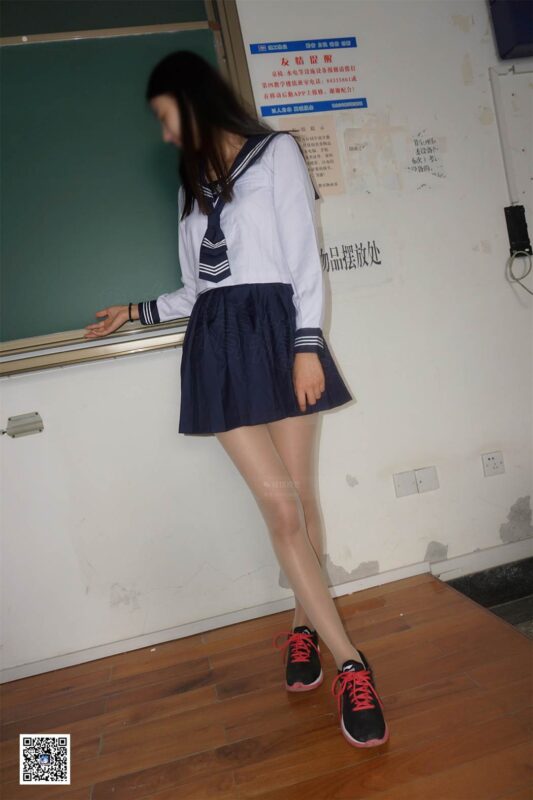 妖精视觉@NO.066 诗诗 课桌上的肉丝袜 [40P/25.1MB]-无料摄影圈