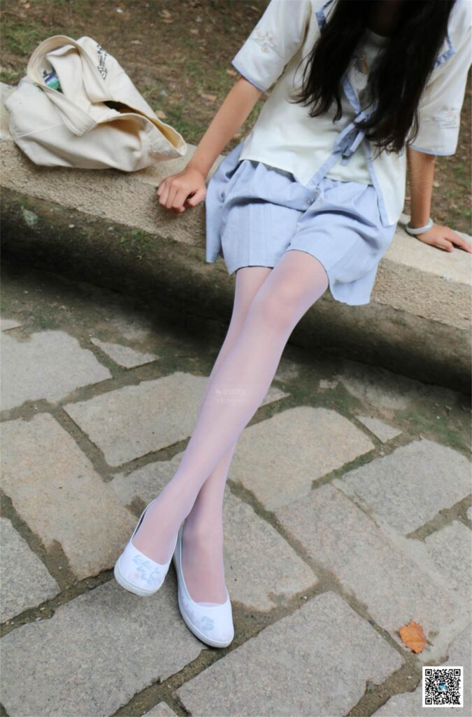 妖精视觉@NO.078 甜甜 难道说古时也穿丝袜？[50P/27.6MB]插图3