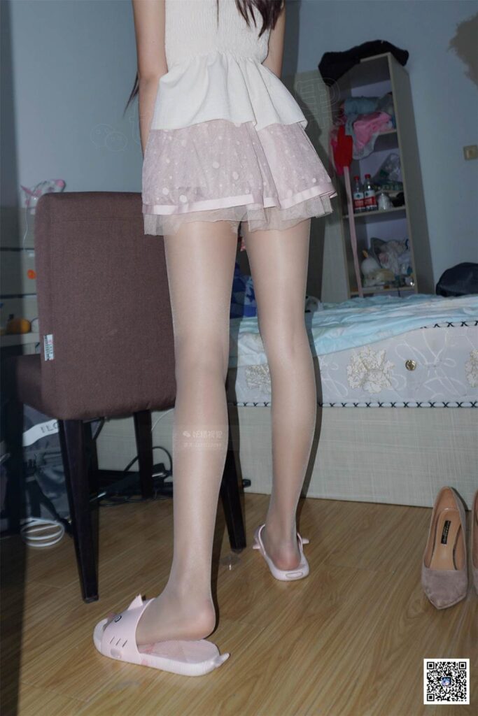 妖精视觉 NO.099 甜甜小姐妹的各色丝袜 [64P/48.3MB]插图2