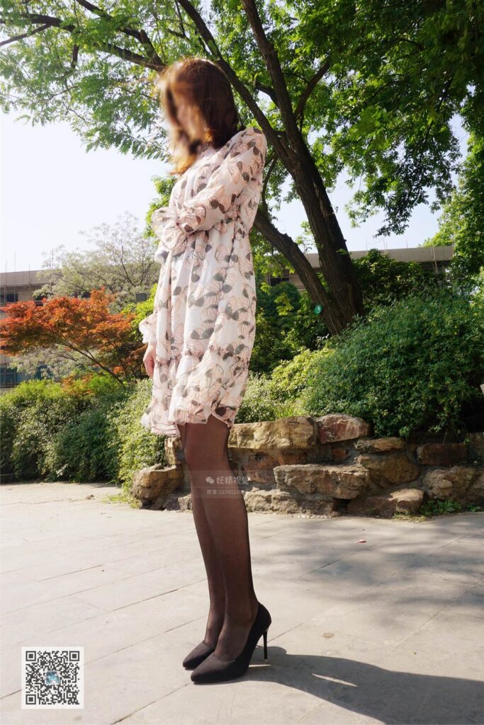 妖精视觉 NO.105 雯雯 黑丝高跟 [61P/63MB]插图1