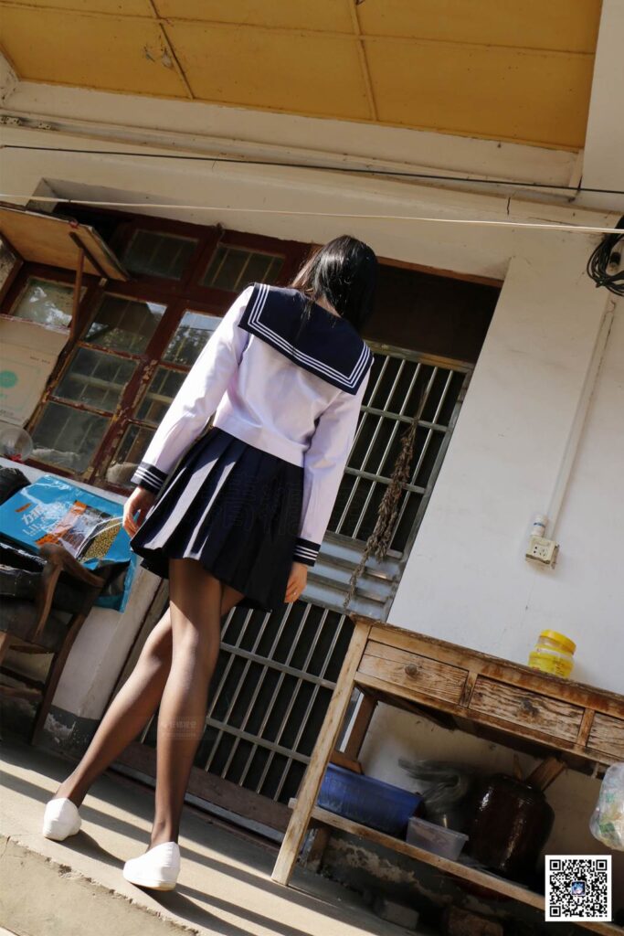 妖精视觉 NO.117 甜甜 私闯民宅 [48P/51.4MB]插图1