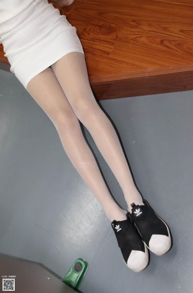 妖精视觉 NO.149 小夏 白丝的梦境 [73P/49.8MB]插图3