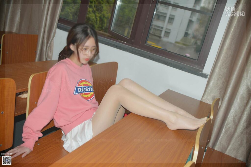 妖精视觉 NO.196 软软 粉色小迷妹 [68P/45MB]插图3