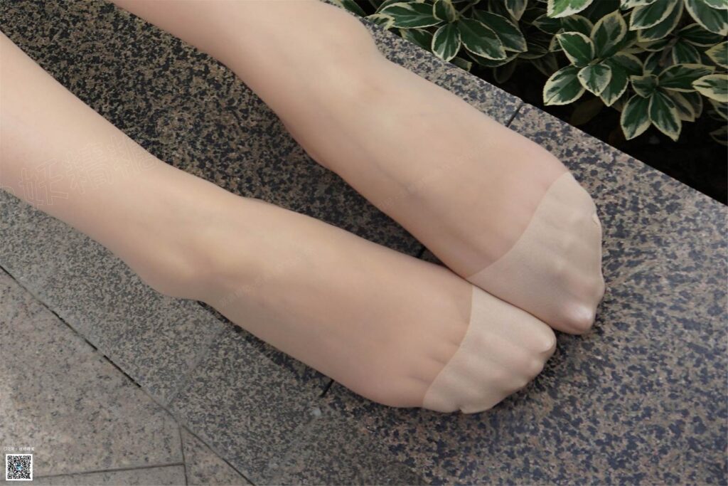 妖精视觉 NO.216 冬冬  恋爱的丝袜 [66P/45MB]插图3