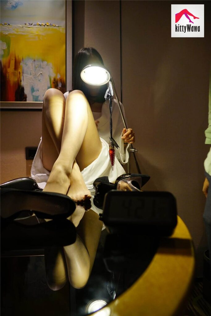 [kittyWawa袜小喵] KT013《浴袍与萝卜丁》[99P/21MB]插图3