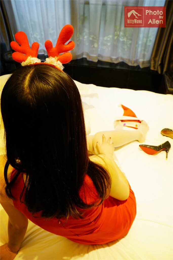 [kittyWawa袜小喵] KT026《致命的平安夜》[99P/20MB]插图2