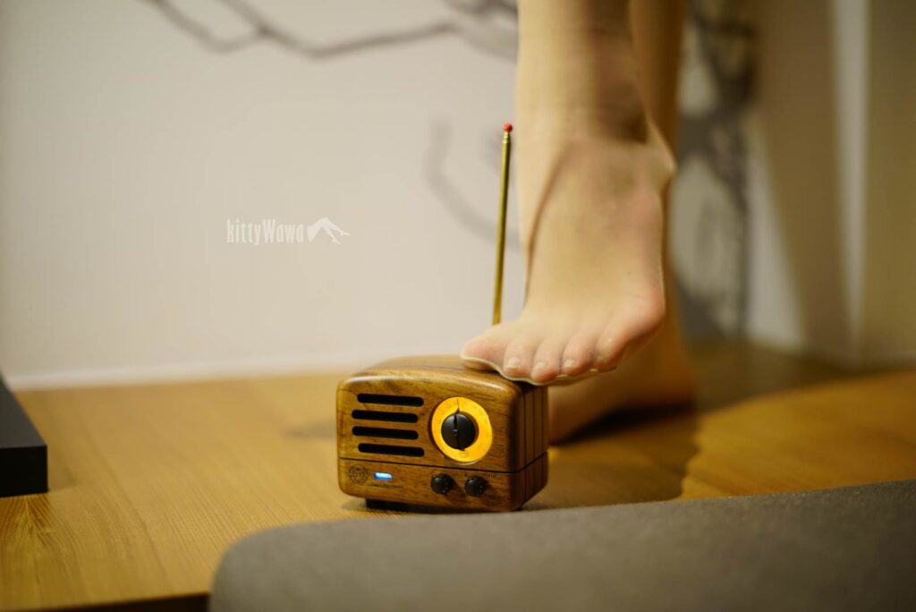 [kittyWawa袜小喵] KT036《深夜DJ》[59P/42MB]插图3