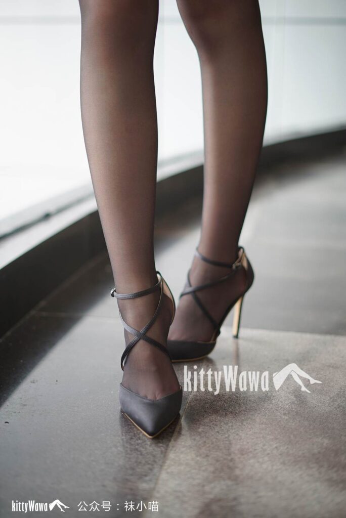 [kittyWawa袜小喵] KT041《丝滑总监（上）》[58P/318MB]插图2