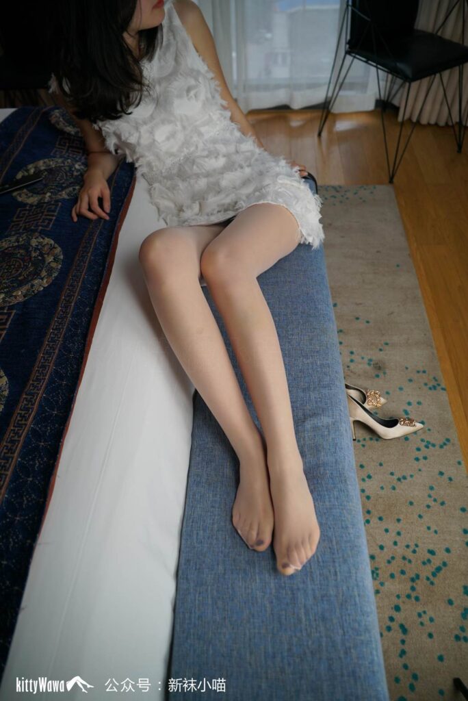 [kittyWawa袜小喵] KT098《白色羽衣》[59P/50MB]插图1