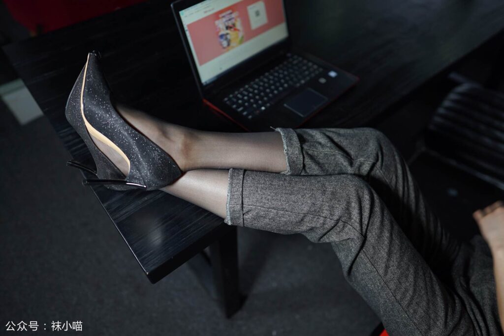 [kittyWawa袜小喵] KT121《霸气职场范》[58P/52MB]插图1