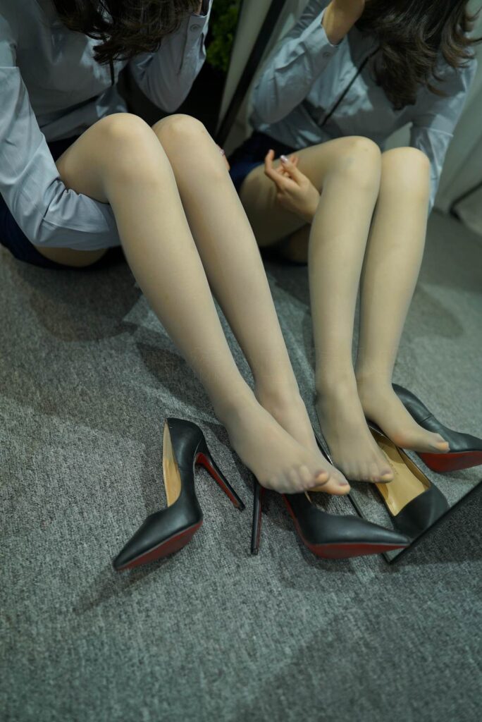 [kittyWawa袜小喵] KT145《镜中我》[60P/49MB]插图1