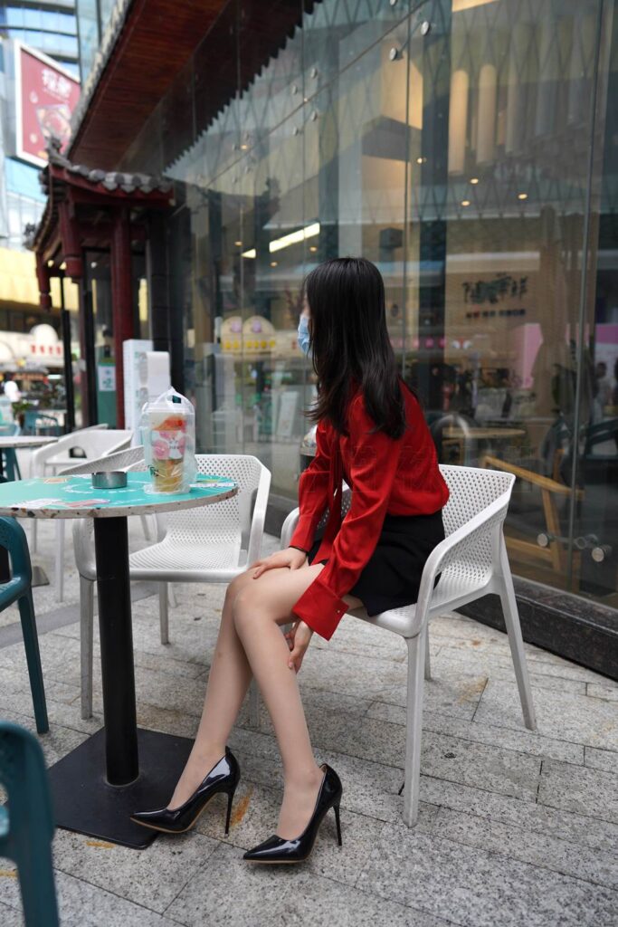 [KittyWawa袜小喵]KT242 职场小辣椒 [98P/163MB]插图1