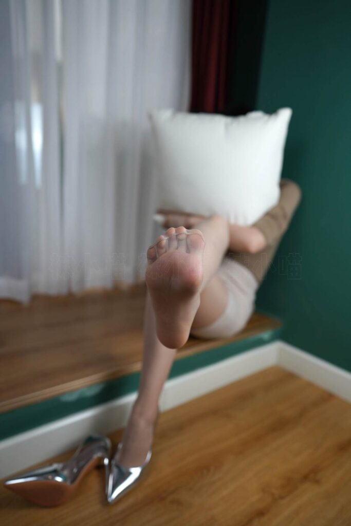 [kittyWawa袜小喵]KT275 法式优雅 [92P/130MB]插图3