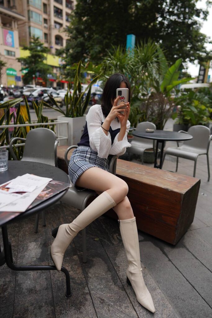 [补发][kittyWawa袜小喵]KT280 户外休闲吧 [84+1P/145MB]插图2