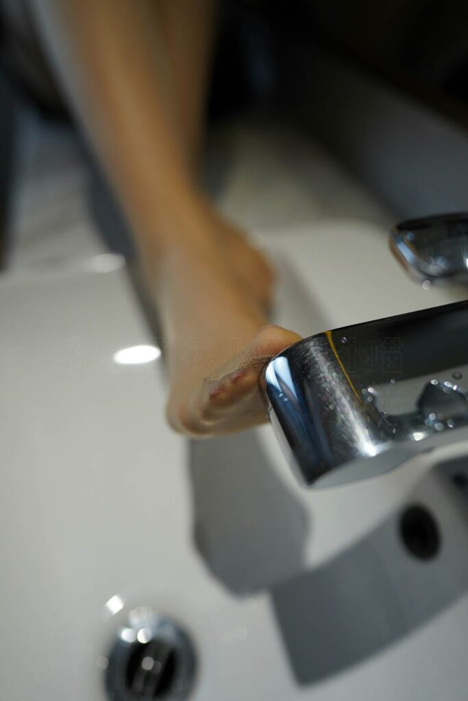 [kittyWawa袜小喵]KT302 小溪 [91P/210MB]插图1