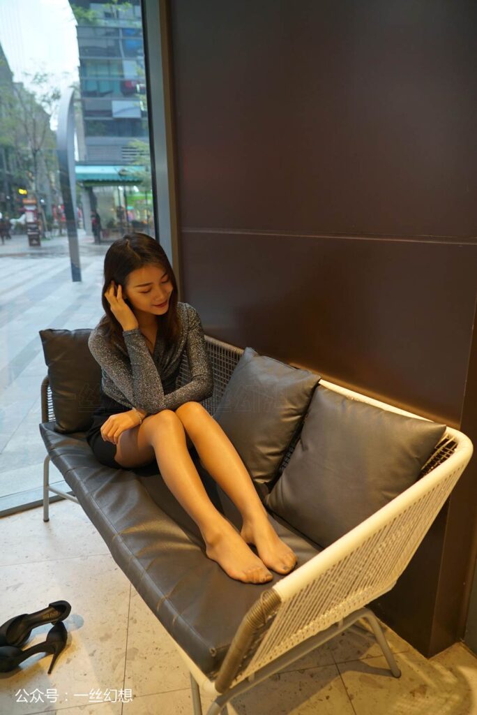 [高丝女子图鉴]袜小喵×一丝幻想 No.041 星星 [59P/61MB]插图3